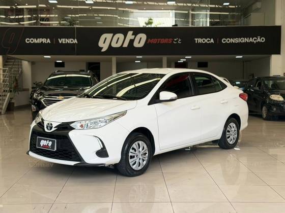 TOYOTA YARIS 1.5 16V FLEX SEDAN XL LIVE MULTIDRIVE TOYOTA YARIS 1.5 16V FLEX SEDAN XL LIVE MULTIDRIVE